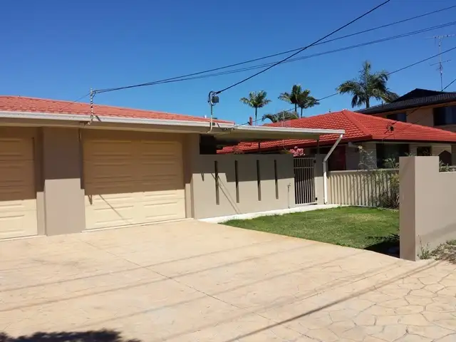 1/26 Howard Street, Runaway Bay QLD 4216