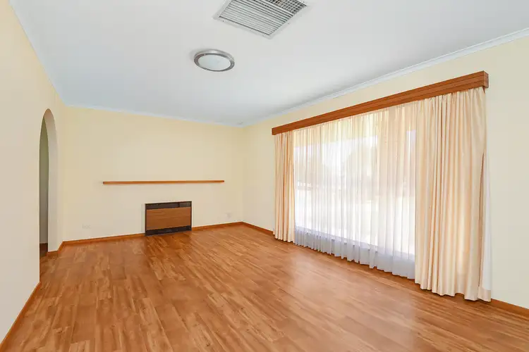 Fifth view of Homely house listing, 7 Merebin Ct, Merbein VIC 3505