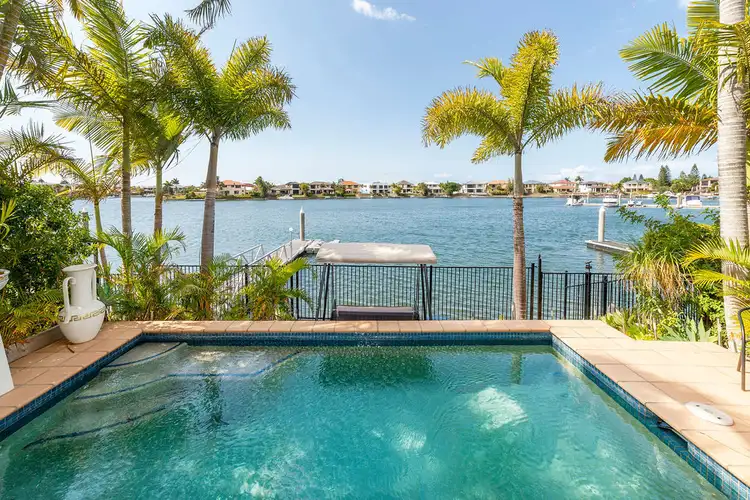524 Oyster Cove Prom, Helensvale QLD 4212