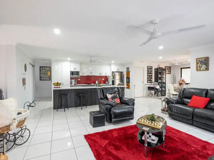 Sixth view of Homely house listing, 10 Trafalgar Ct, Southside QLD 4570