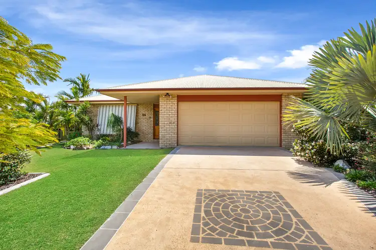 54 Bombala Cres, Rainbow Beach QLD 4581