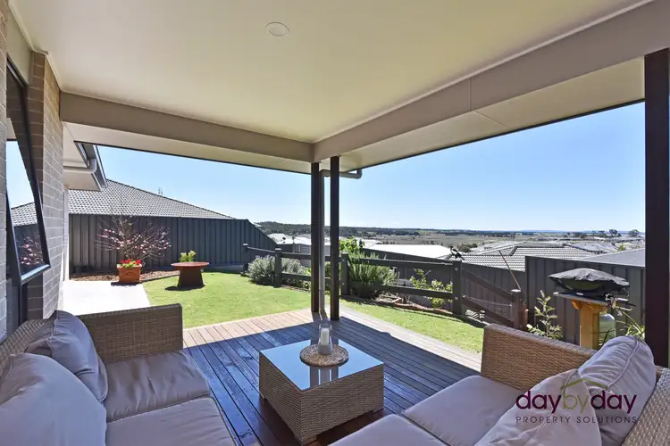 15 Arbour Ave, Fletcher NSW 2287