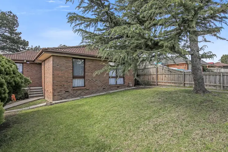 13 Leigh Ct, Doveton VIC 3177