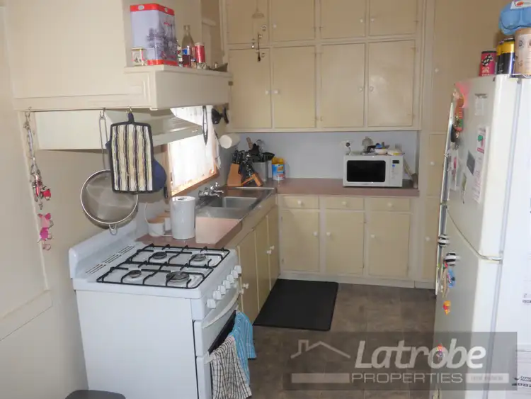 Fifth view of Homely house listing, 17 Edward St, Moe VIC 3825