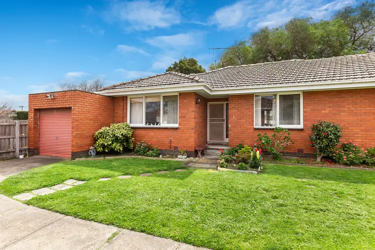 Villa 1/3 Orchard St, Brighton VIC 3186