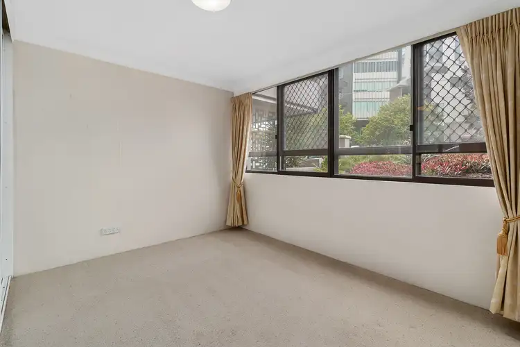 Fifth view of Homely apartment listing, 2/83 O'Connell St, Kangaroo Point QLD 4169