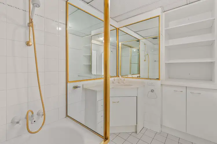 Sixth view of Homely apartment listing, 2/83 O'Connell St, Kangaroo Point QLD 4169