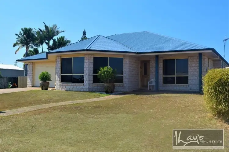 13 Cove St, Burnett Heads QLD 4670