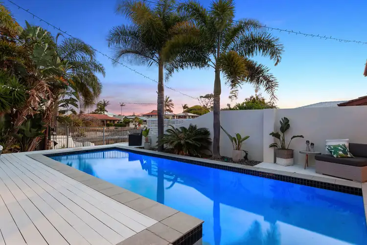 4 Swordfish Ct, Palm Beach QLD 4221