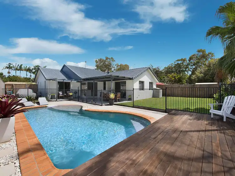 6 Pipi Place, Mountain Creek QLD 4557