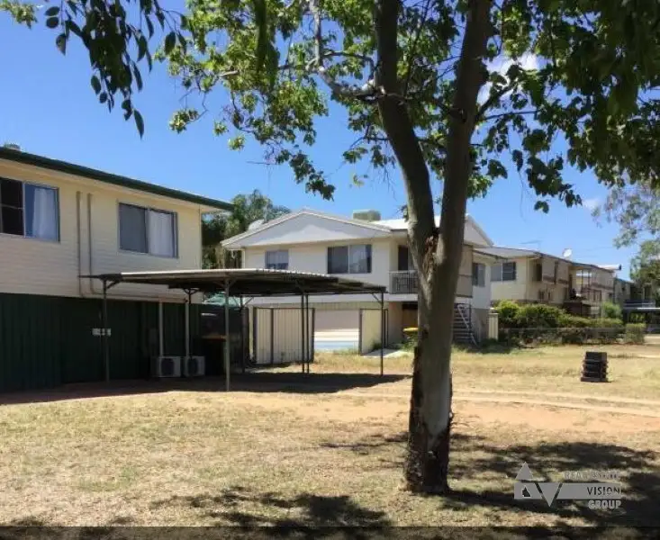 35 Taurus St, Blackwater QLD 4717