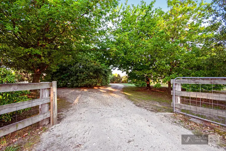 630 Rodericks Rd, Flaggy Creek VIC 3875