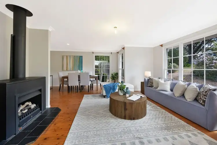 38 Fitzgerald St, Wentworth Falls NSW 2782