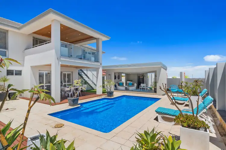 86 Romano Cres, Iluka WA 6028