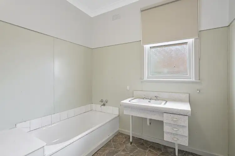 Sixth view of Homely house listing, 3 Mcmillan St, Maffra VIC 3860