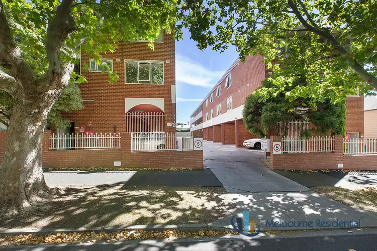 22-28 Canterbury St