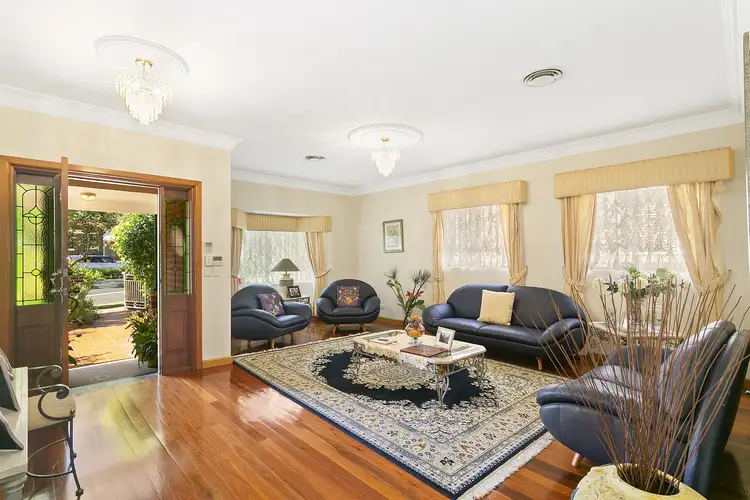 17 Trevilyan Ave, Rosebery NSW 2018