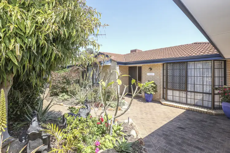 54 Chessington Way, Kingsley WA 6026