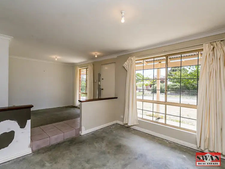 Second view of Homely house listing, 8 Amcer Rise, Stratton WA 6056