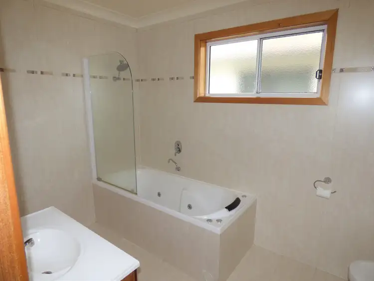 Fifth view of Homely house listing, 203 Myrtle St, Myrtleford VIC 3737