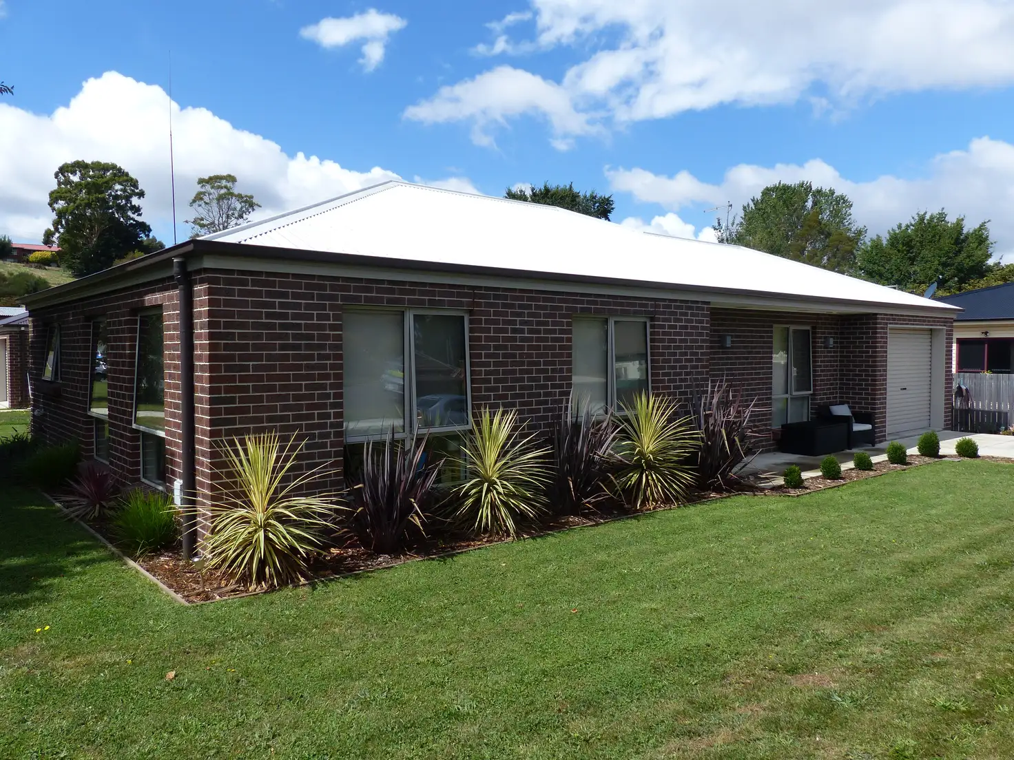Main view of Homely unit listing, 37 West Barrack Street, Deloraine TAS 7304