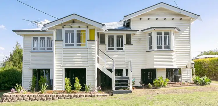 4 Greenham St, Raceview QLD 4305