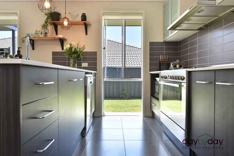 Fifth view of Homely house listing, 18 Discovery Dr, Fletcher NSW 2287