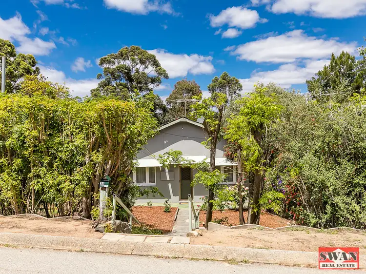 38 Tunnel Rd, Swan View WA 6056