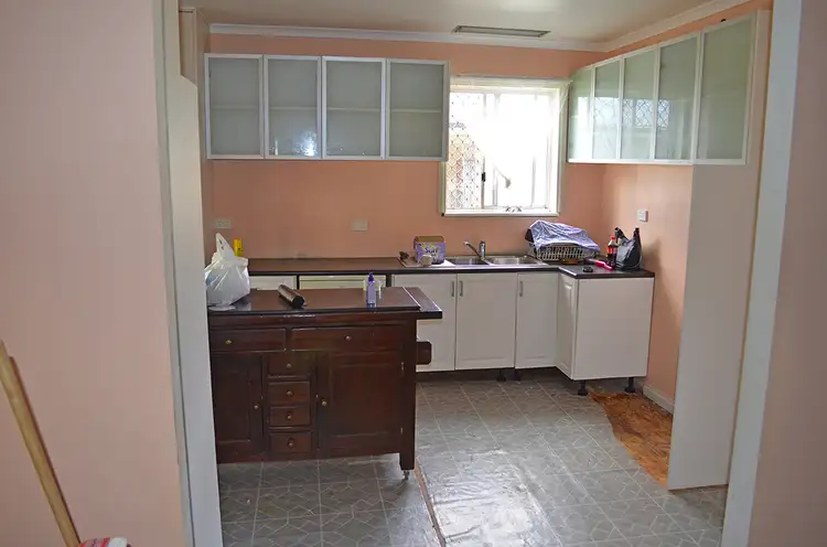 Second view of Homely house listing, 3 Smith St, Merbein VIC 3505