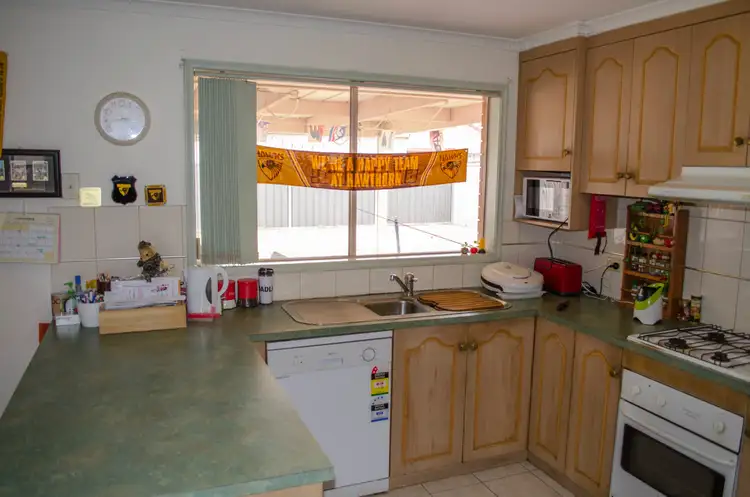 Third view of Homely house listing, 6 Fawkner Ct, Mildura VIC 3500