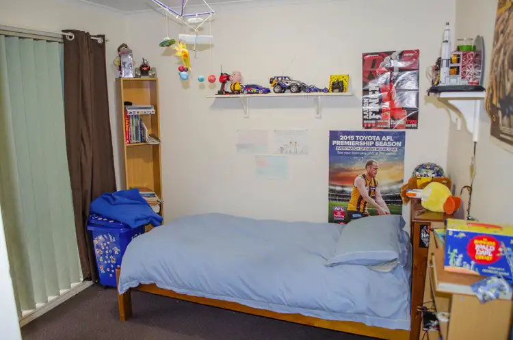 Seventh view of Homely house listing, 6 Fawkner Ct, Mildura VIC 3500