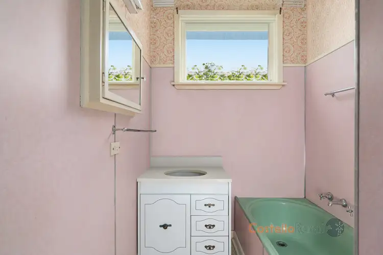 Seventh view of Homely house listing, 8 Bartlett St, Corryong VIC 3707