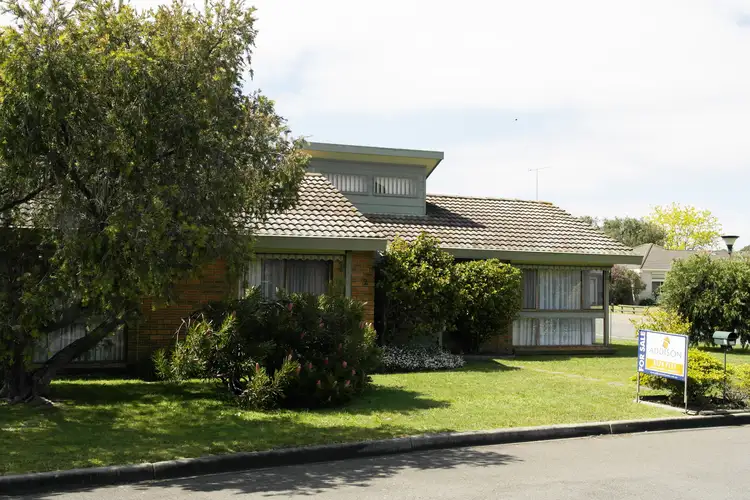 Second view of Homely townhouse listing, 2 Dale Cl, Traralgon VIC 3844