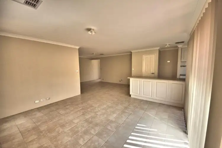 Fourth view of Homely house listing, Unit 1/76 Harden Park Trail, Carramar WA 6031