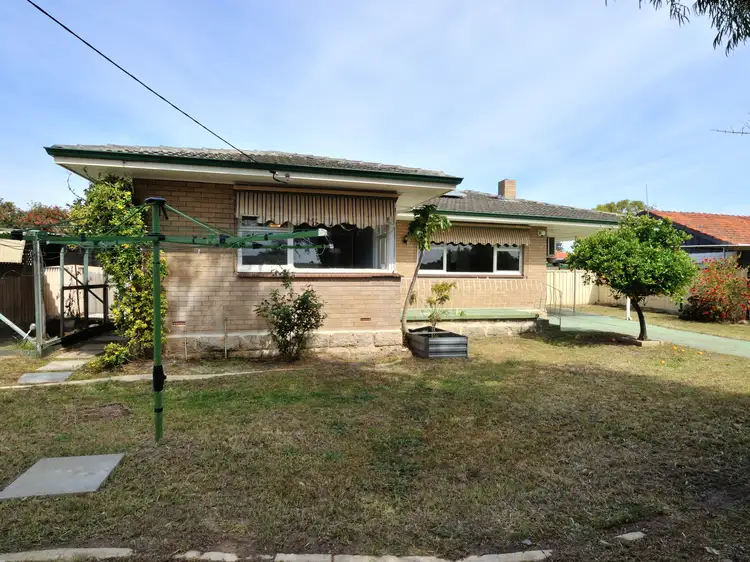 Second view of Homely house listing, 15 Pictor Ct, Rockingham WA 6168