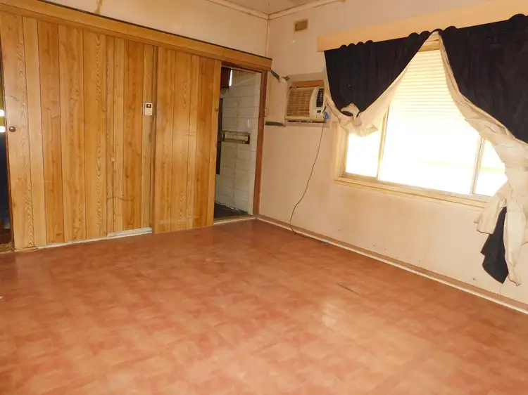 Fifth view of Homely house listing, 2 Tummell Street, Port Pirie SA 5540