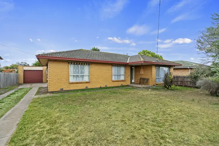 26 Sale Rd, Maffra VIC 3860
