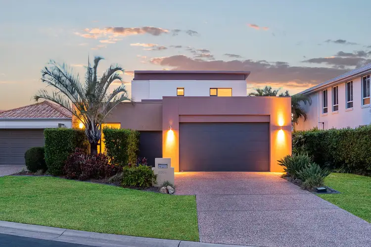 2802 Gracemere Cct N, Hope Island QLD 4212