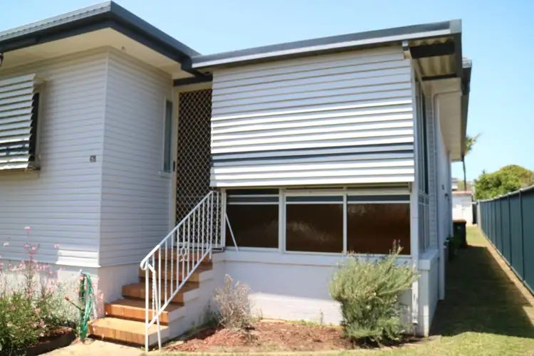 68 Mc Lennan St, Woody Point QLD 4019