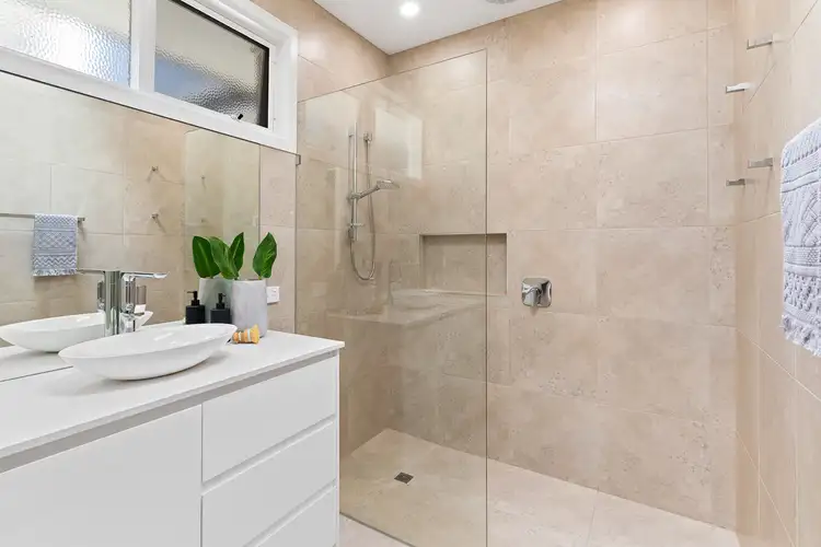 Sixth view of Homely villa listing, Villa Unit 1/15 Grosvenor St, Brighton VIC 3186