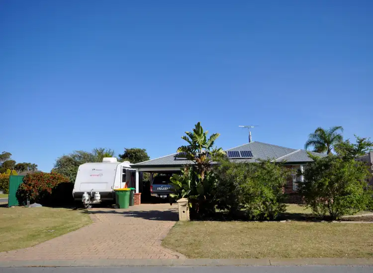 1 Ketch Pl, Waikiki WA 6169