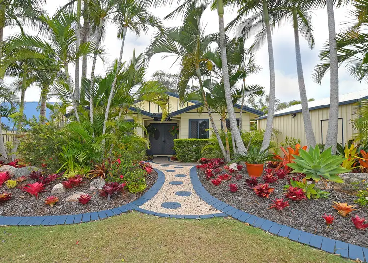 64 Ladbroke Cres, Urangan QLD 4655