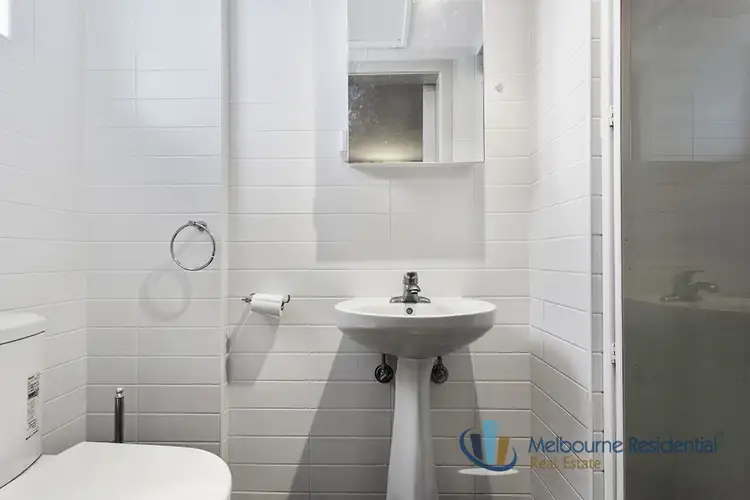Fifth view of Homely apartment listing, Unit 6/15 Hawthorn Rd, Caulfield North VIC 3161