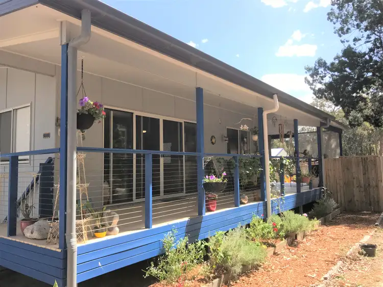 9 Ibis St, Macleay Island QLD 4184