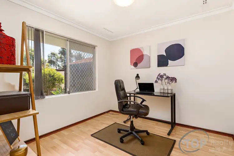 Sixth view of Homely semi-detached listing, 78B Vahland Avenue, Riverton WA 6148