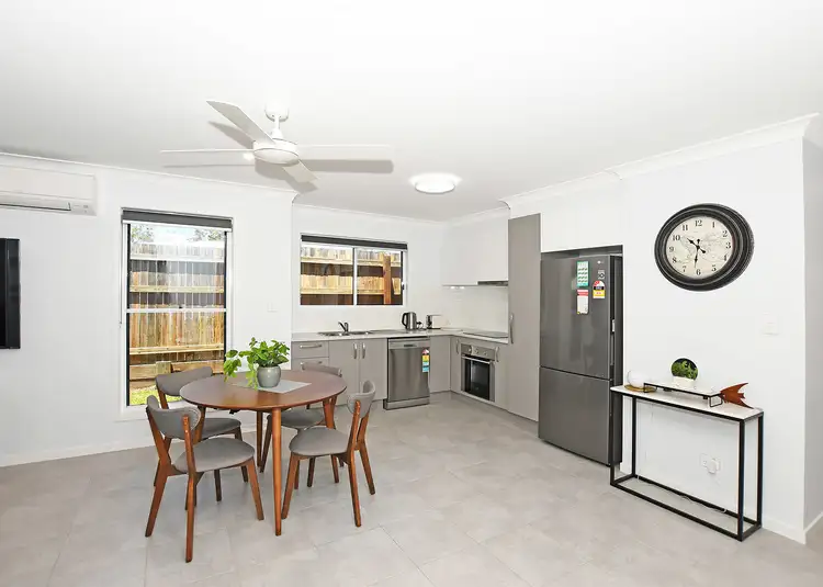 Third view of Homely unit listing, Unit 7/235 Torquay Terrace, Torquay QLD 4655