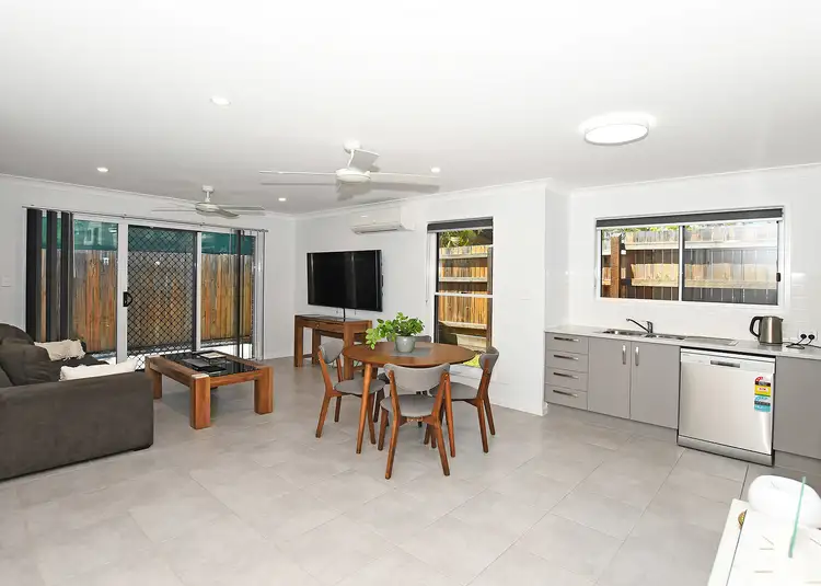 Fourth view of Homely unit listing, Unit 7/235 Torquay Terrace, Torquay QLD 4655