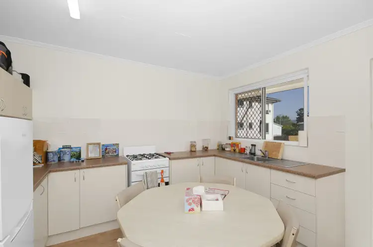 Third view of Homely block of units listing, 15 Gleeson St, Hermit Park QLD 4812