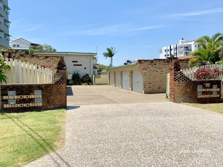 Main view of Homely unit listing, Unit 1/8 Jeffrey St, Redcliffe QLD 4020
