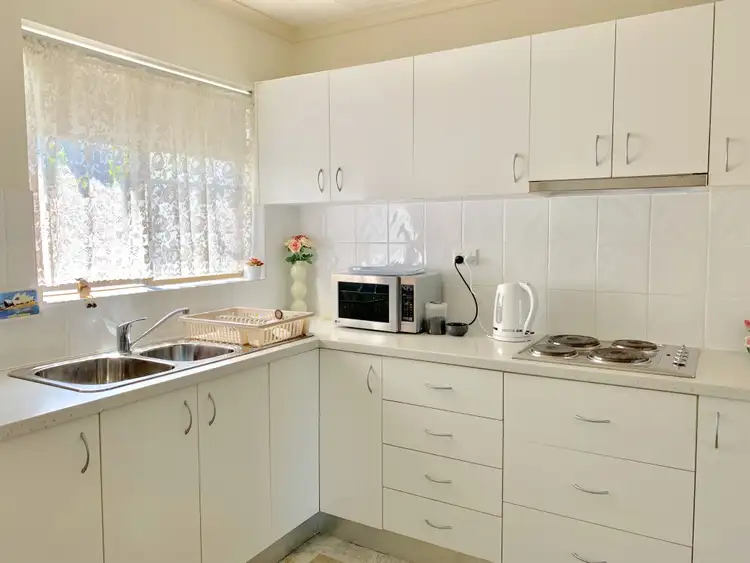 Sixth view of Homely unit listing, Unit 1/8 Jeffrey St, Redcliffe QLD 4020